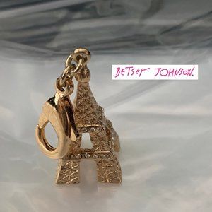 NWOT  ---  Betsey Johnson Eiffel Tower Charm